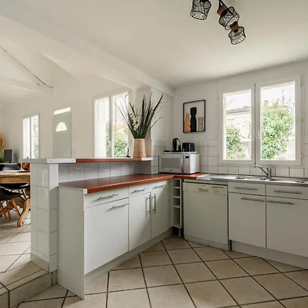 Maison Arcachonnaise Sur *